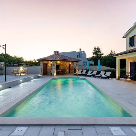 Rose Near Labin - Rabac For 4 People With Playground And Private Pool * Kršan