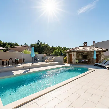Rose Near Labin - Rabac For 4 People With Playground And Private Pool